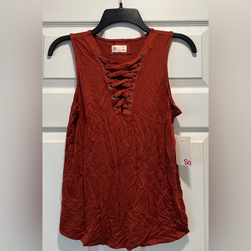 So Women's Rust Lace-Up Top